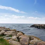 Skade - 10m From The Sea By Interhome Lejlighed