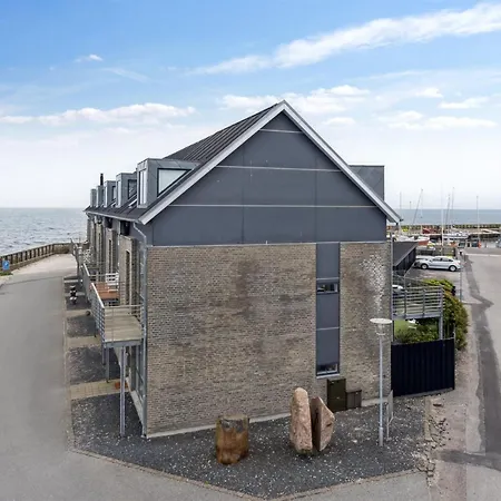 Skade - 10m From The Sea By Interhome Lejlighed
