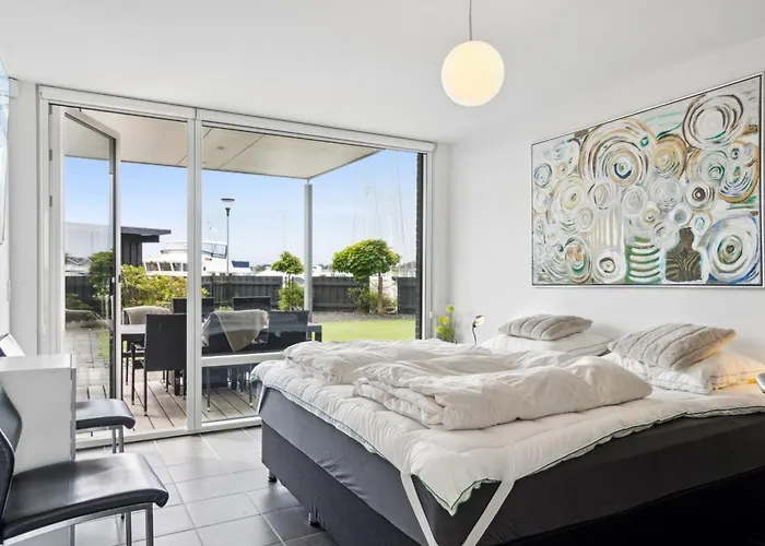 Apartamento Skade - 10m From The Sea By Interhome